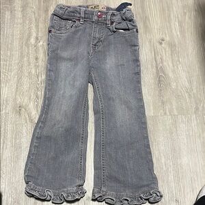 4/$30 Girls' Gray Ruffle Hem Jeans
